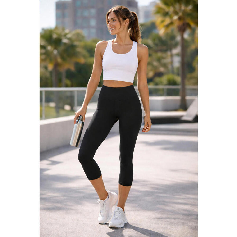 DSG Momentum High Rise Capri XS Black Cropped NWT Hidden Back Pocket A17